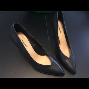 Black heels JustFab size 8.5
